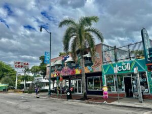 Miami en Mustang décapotable, entre quartiers iconiques et guide francophone