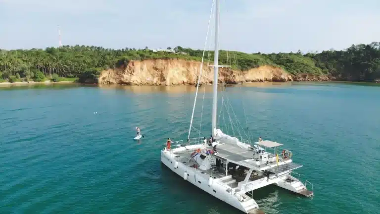 Croisière Catamaran 2 Nuits dans la Baie de Mirissa