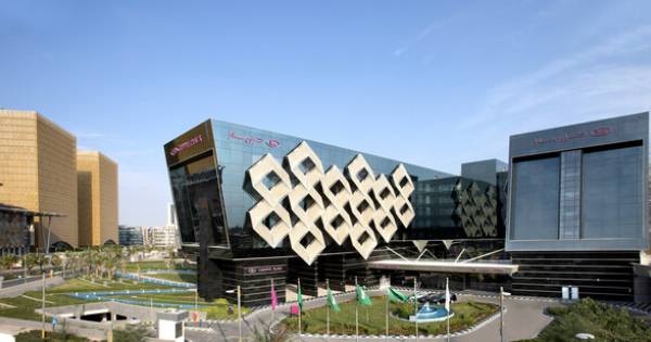 Crowne Plaza by IHG Reveals a New Era of Blended Travel