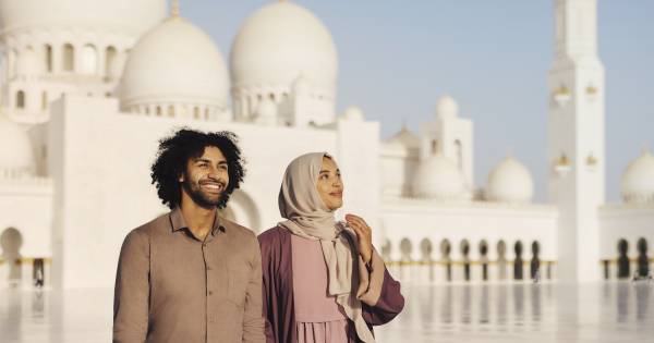 Destination Spotlight: Sheikh Zayed Grand Mosque, a Spiritual and Architectural Masterpiece