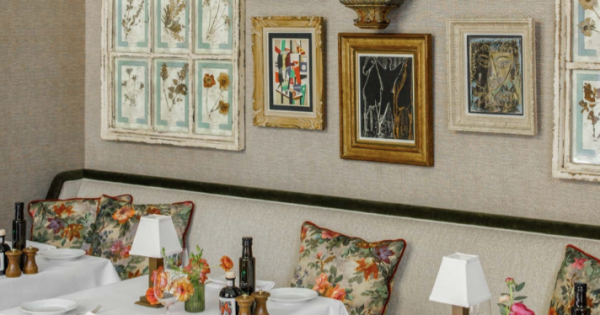 HOTEL SAVOY CELEBRATES ITS 25TH ANNIVERSARY